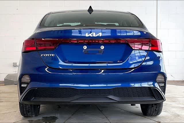 Thumbnail: 2023 Kia Forte - 6
