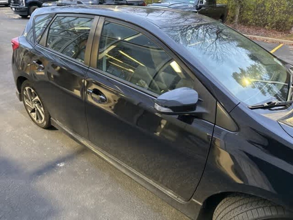 Used 2017 Toyota Corolla iM Base Hatchback