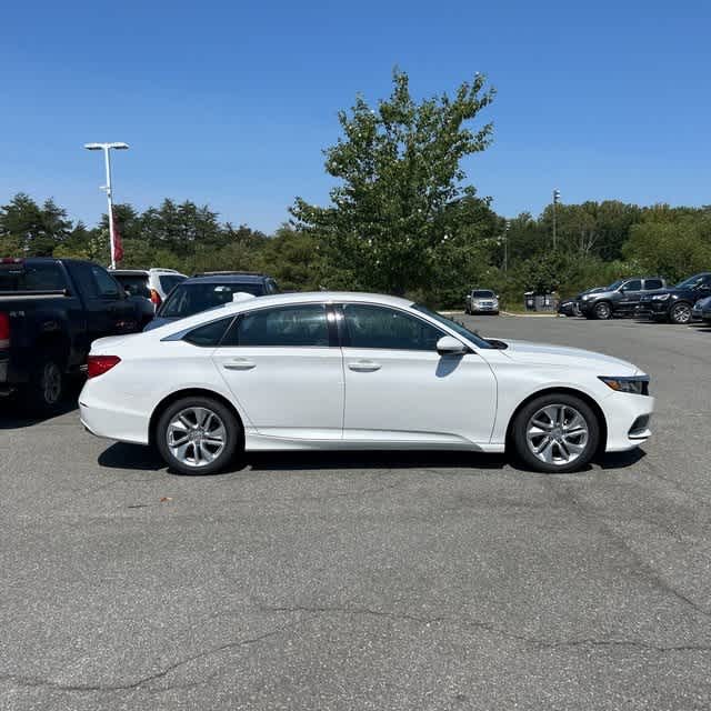 2019 Honda Accord LX photo 3
