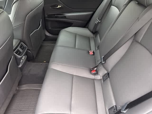 Thumbnail: 2025 Lexus ES - 10