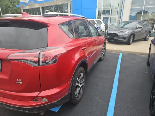 Thumbnail: 2016 Toyota RAV4 - 6
