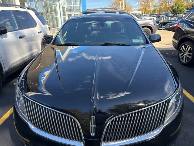 Thumbnail: 2016 Lincoln MKS - 2