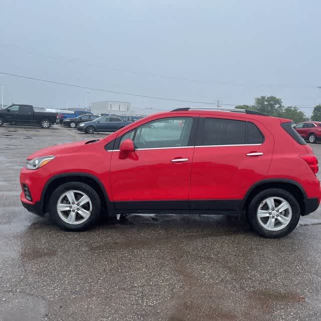 2020 Chevrolet Trax LT 2