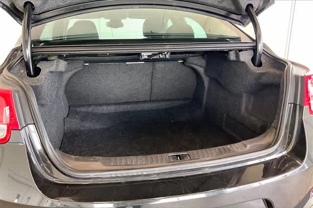 Thumbnail: 2015 Chevrolet Malibu - 20