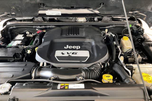 Thumbnail: 2016 Jeep Wrangler - 10