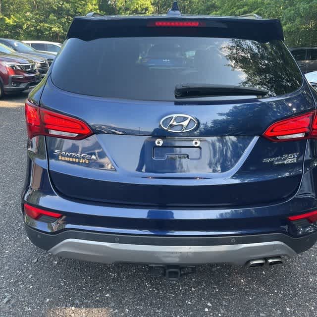 Thumbnail: 2017 Hyundai Santa Fe - 4
