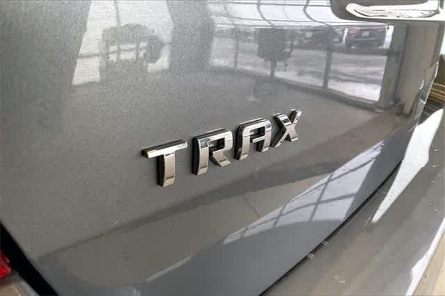 Thumbnail: 2020 Chevrolet Trax - 35