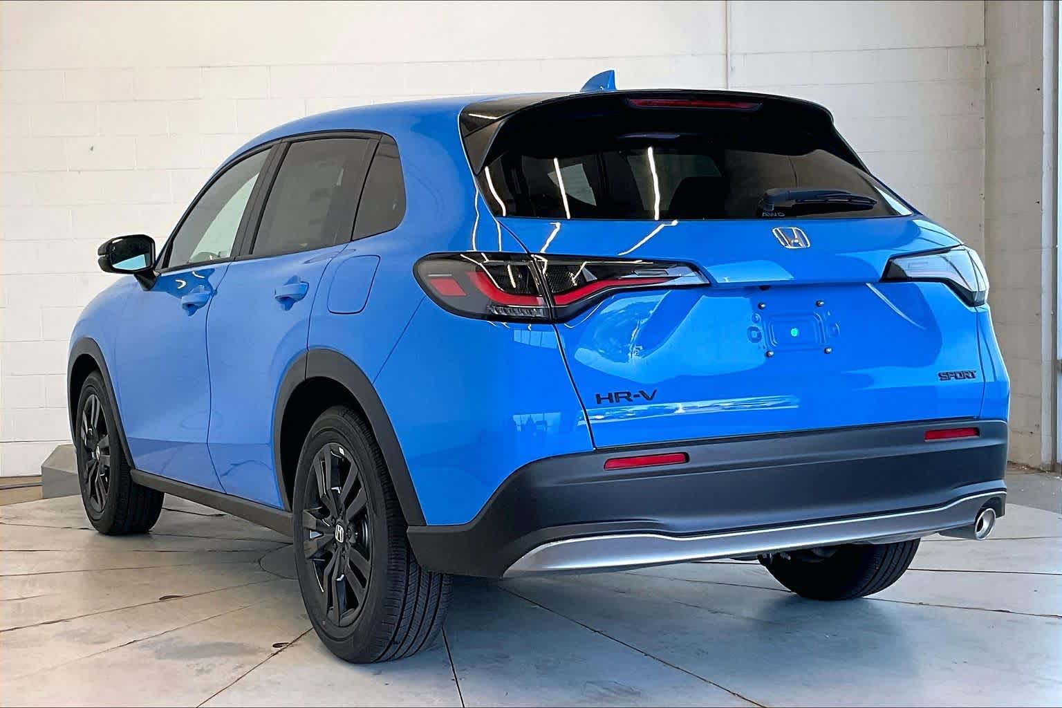 2027 Honda HR-V Sport - Photo 4