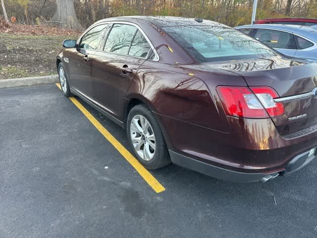 Thumbnail: 2010 Ford Taurus - 7