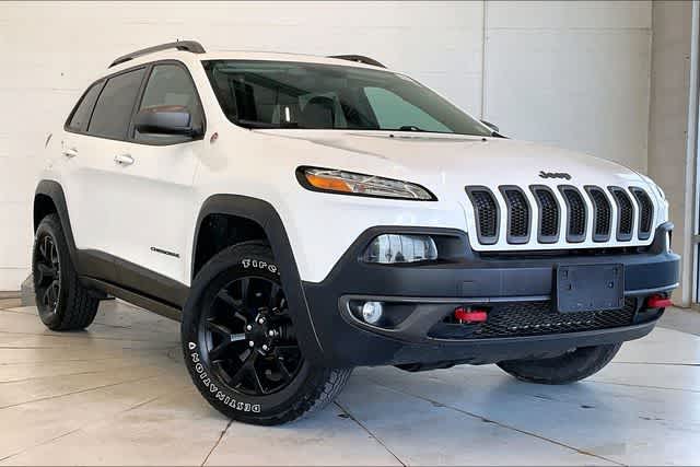 Thumbnail: 2016 Jeep Cherokee - 23
