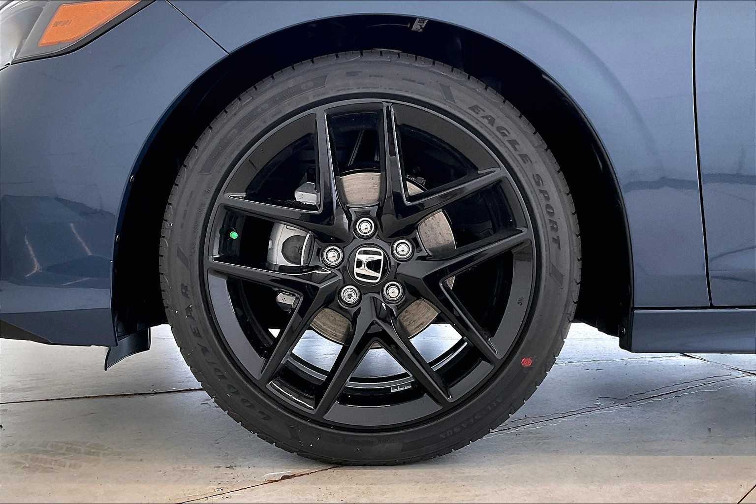 Thumbnail: 2026 Honda Civic - 8