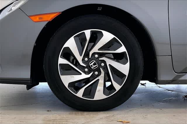 Thumbnail: 2018 Honda Civic - 9