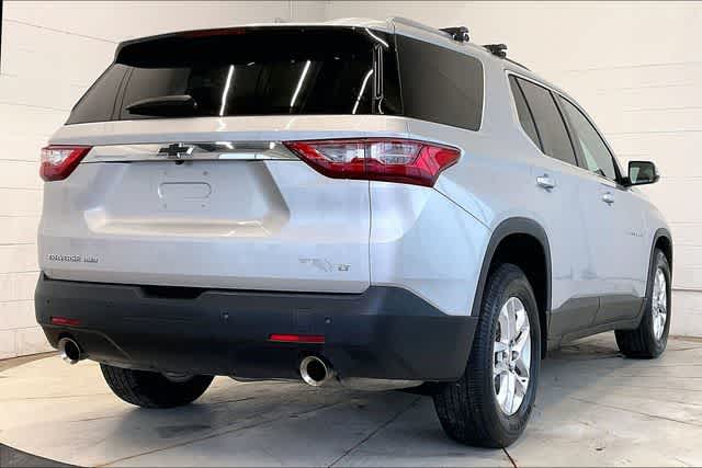 Thumbnail: 2018 Chevrolet Traverse - 24