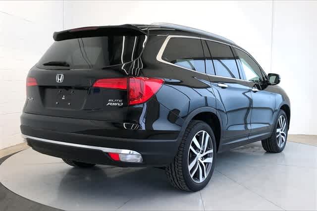 Thumbnail: 2016 Honda Pilot - 16