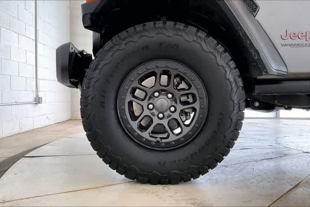 Thumbnail: 2022 Jeep Wrangler - 9