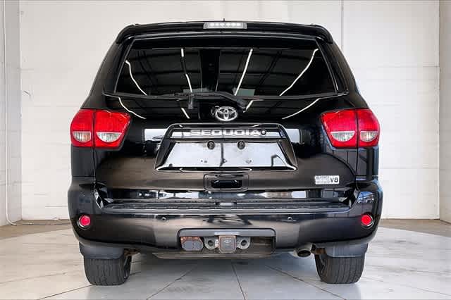 Thumbnail: 2017 Toyota Sequoia - 6