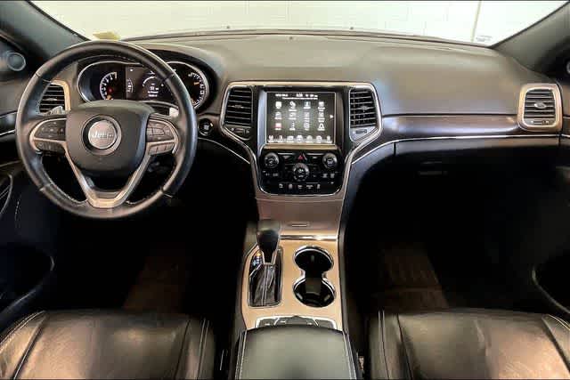 Thumbnail: 2017 Jeep Grand Cherokee - 11