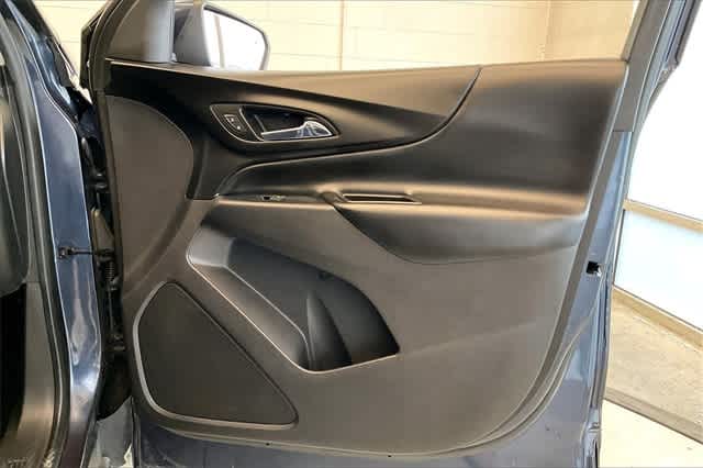 Thumbnail: 2018 Chevrolet Equinox - 32