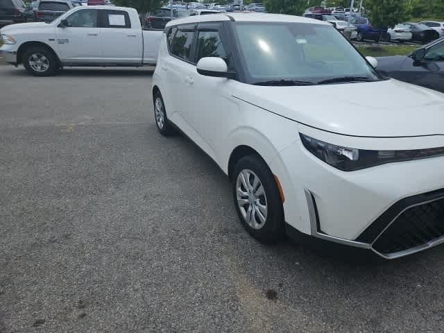 Thumbnail: 2023 Kia Soul - 8