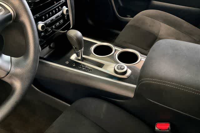 Thumbnail: 2015 Nissan Pathfinder - 18