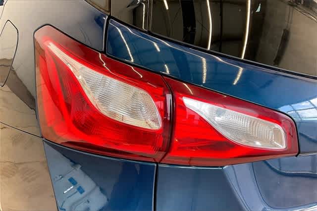 Thumbnail: 2020 Chevrolet Equinox - 33