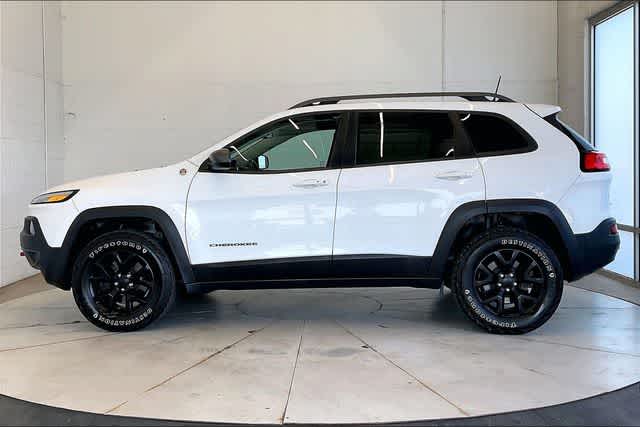 Thumbnail: 2016 Jeep Cherokee - 4