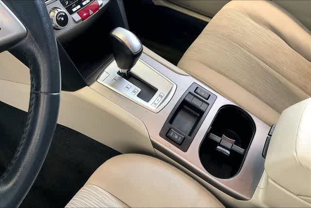 Thumbnail: 2014 Subaru Outback - 18