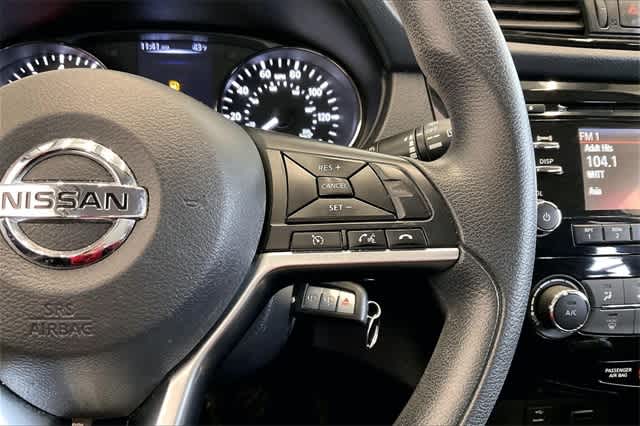 Thumbnail: 2018 Nissan Rogue Sport - 28