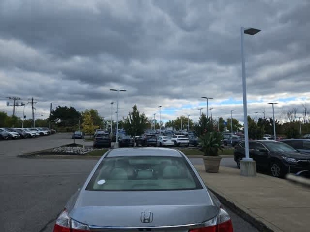 Used 2013 Honda Accord For Sale at Ray Laks Honda VIN 1HGCR2F36DA089638