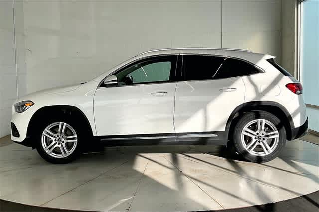 2022 Mercedes Benz GLA 250 4MATIC photo 2