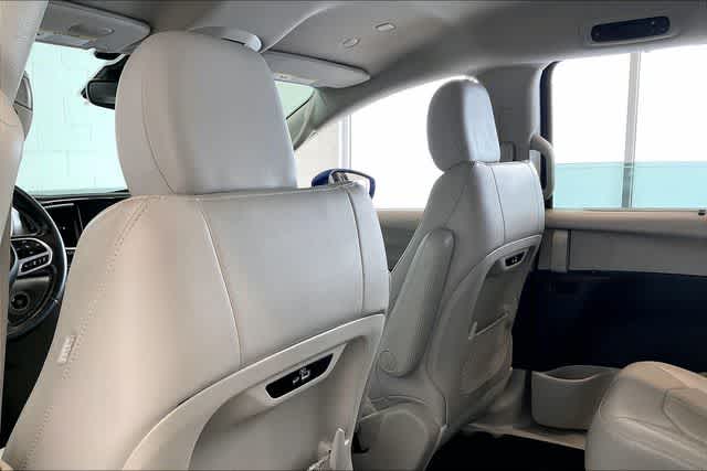 Thumbnail: 2021 Chrysler Pacifica - 13