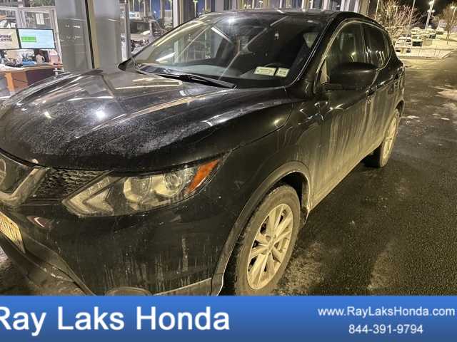 2018 Nissan Rogue Sport S -
                  Orchard Park, NY