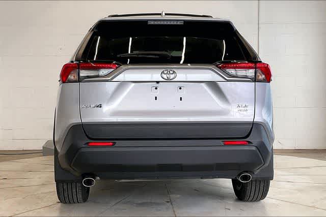Thumbnail: 2023 Toyota RAV4 - 6