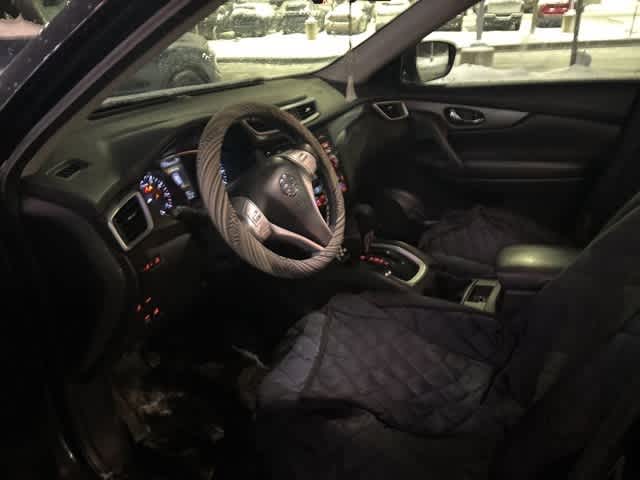 Thumbnail: 2015 Nissan Rogue - 9