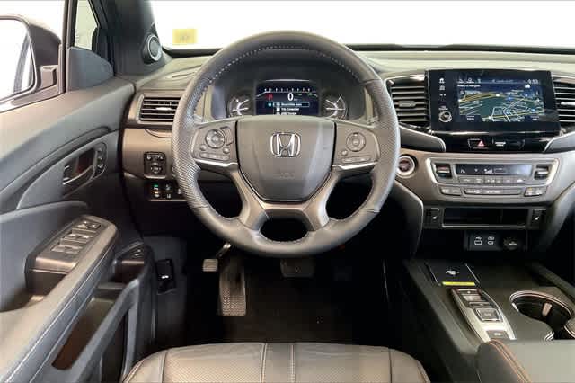 Thumbnail: 2025 Honda Passport - 16