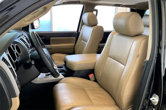 Thumbnail: 2017 Toyota Sequoia - 12