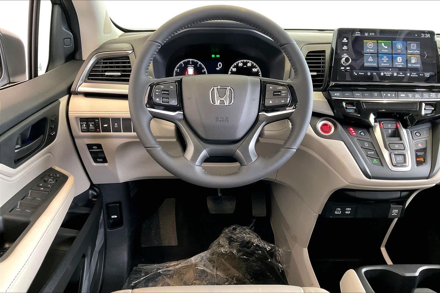 Thumbnail: 2026 Honda Odyssey - 15