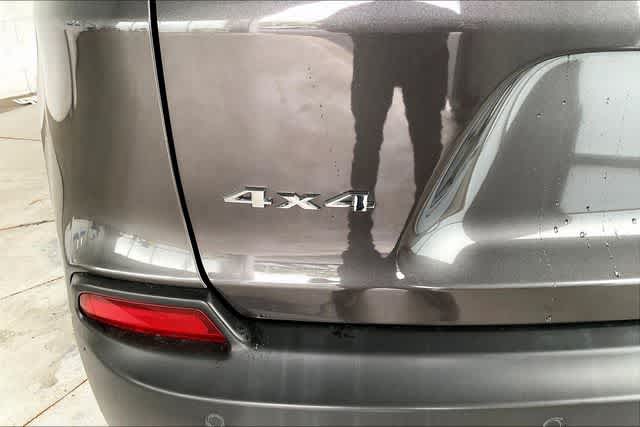 Thumbnail: 2021 Jeep Cherokee - 8