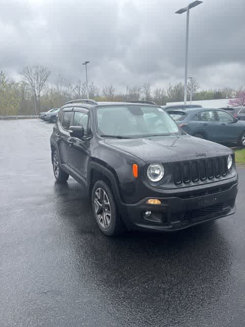 Thumbnail: 2016 Jeep Renegade - 3