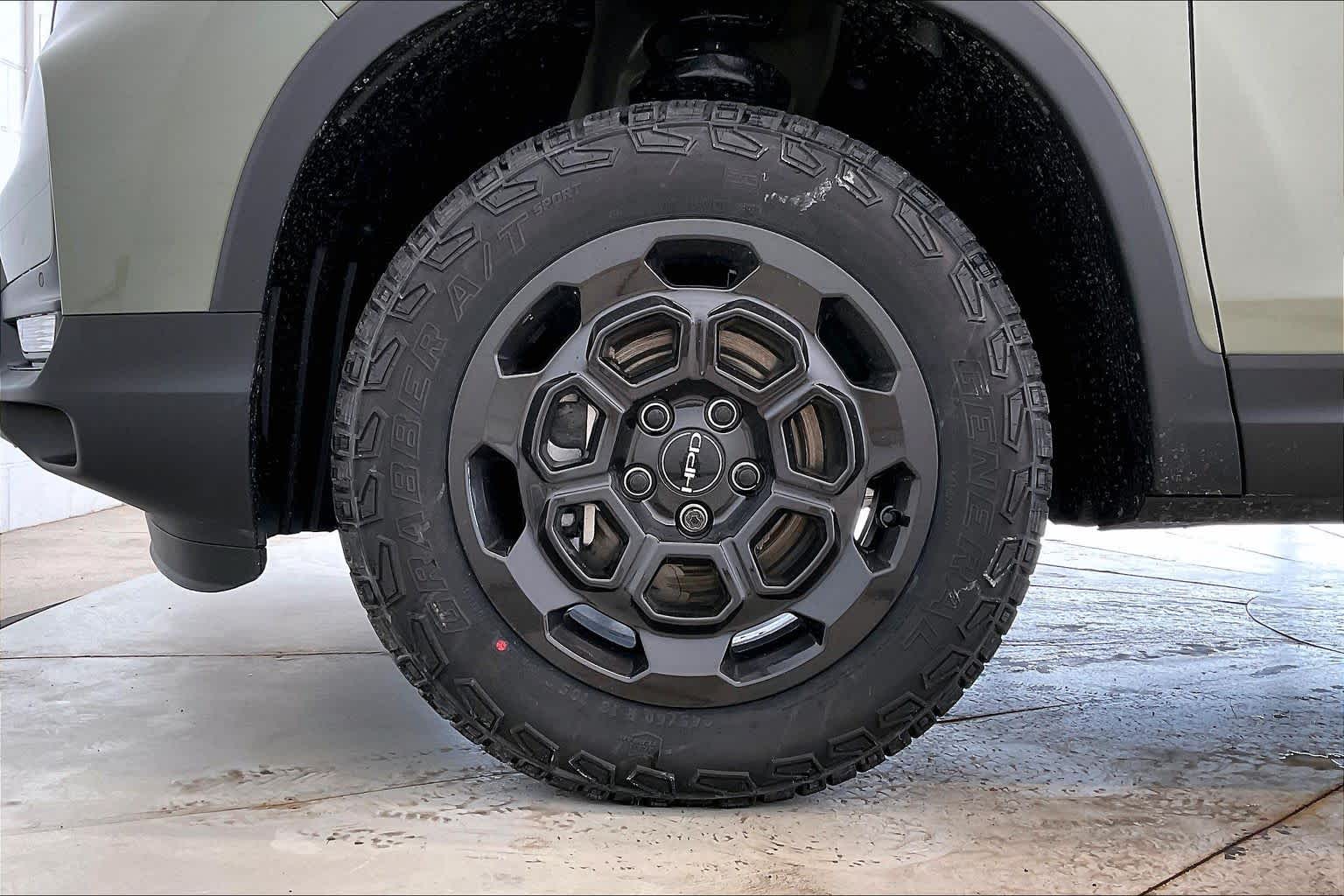 Thumbnail: 2026 Honda Ridgeline - 8