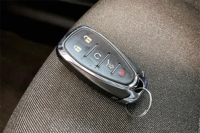 Thumbnail: 2020 Chevrolet Equinox - 21