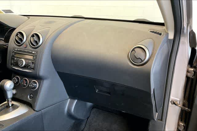 Thumbnail: 2013 Nissan Rogue - 25