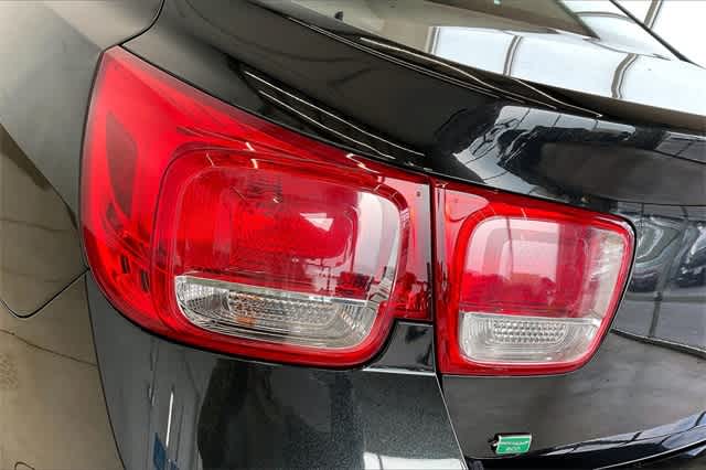 Thumbnail: 2015 Chevrolet Malibu - 33