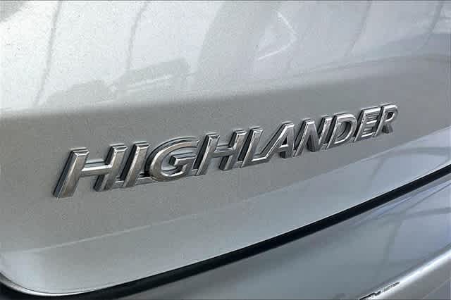 Thumbnail: 2018 Toyota Highlander - 36