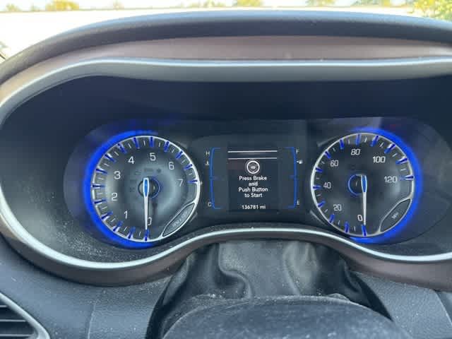 Thumbnail: 2018 Chrysler Pacifica - 13