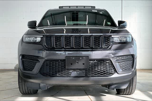 Thumbnail: 2023 Jeep Grand Cherokee - 7