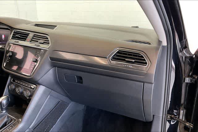 Thumbnail: 2019 Volkswagen Tiguan - 24