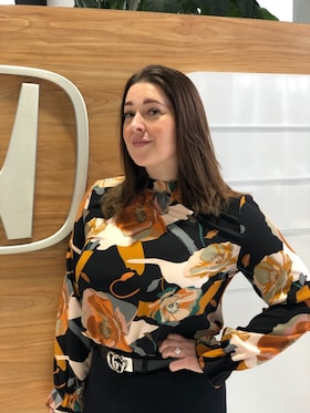 Staff member Sarah Lindon from ID_11ad30839636