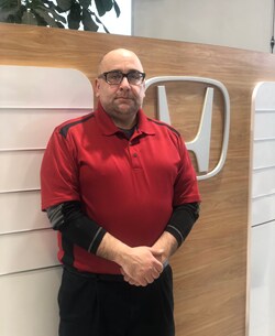 Staff member Joe Faletta from ID_11ad30839636