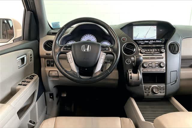 Thumbnail: 2015 Honda Pilot - 16